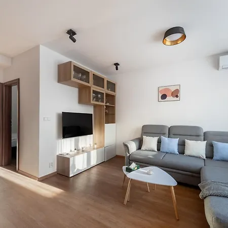 Sports District 2 Bedroom